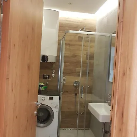 Apartment Tesla 3