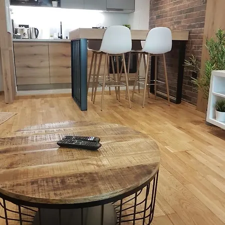 Tesla 3 Apartment