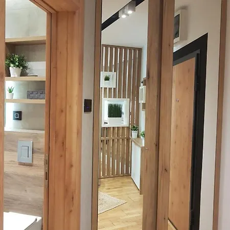 Tesla 3 Apartment Novi Sad