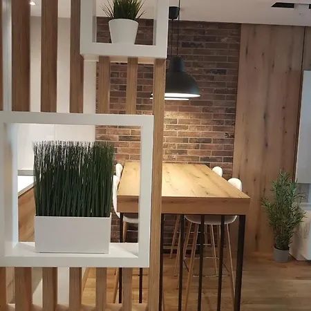 Tesla 3 * نوفي ساد