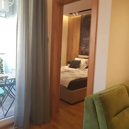 Apartment Tesla 3